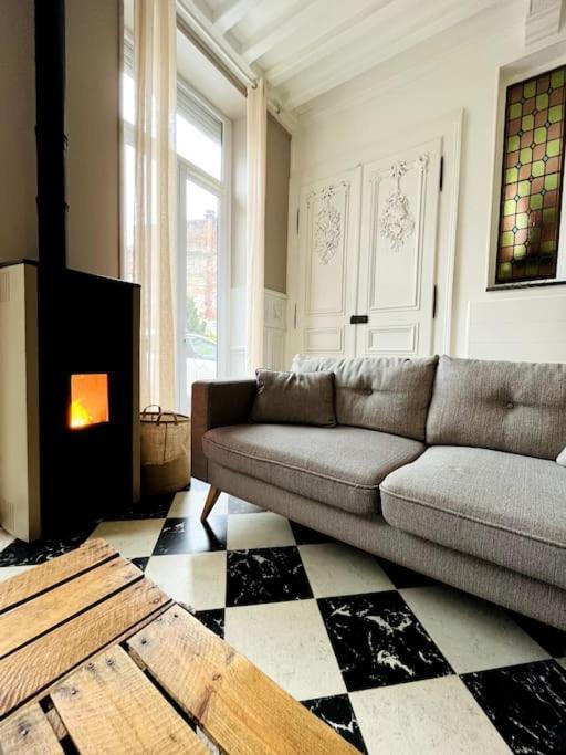 Apartament Le Petit Nid D'Aline, Hyper-Centre, Parking Prive Arras Zewnętrze zdjęcie