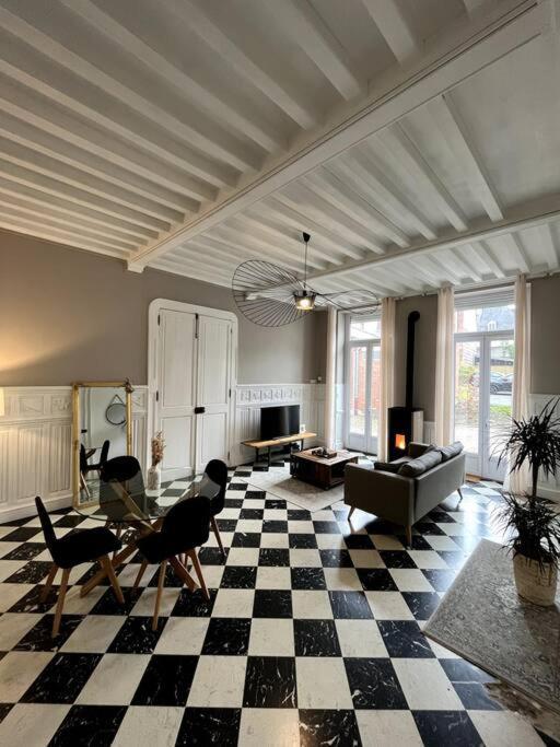 Apartament Le Petit Nid D'Aline, Hyper-Centre, Parking Prive Arras Zewnętrze zdjęcie